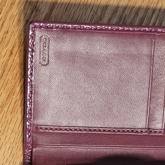 COACH Signature C canvas and leather wallet EUC - Picture 4 of 11